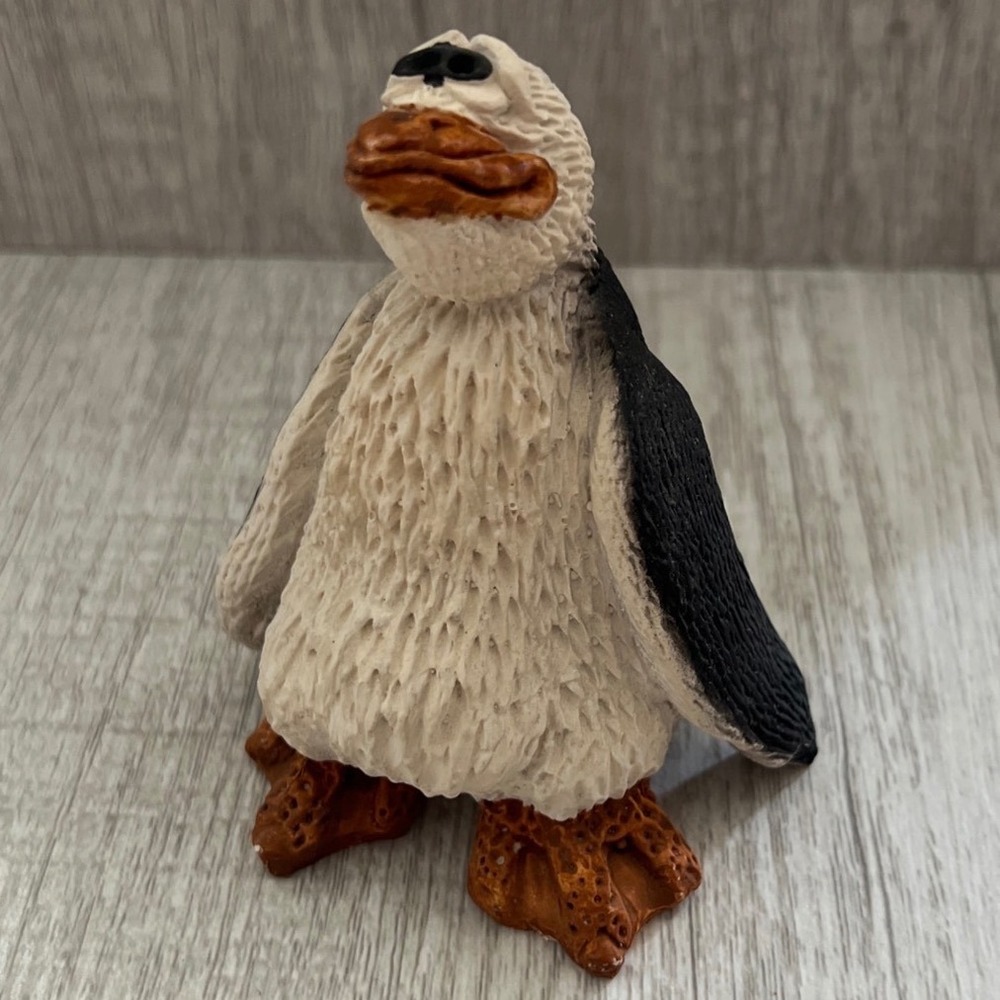 Penguin Figurine Resin Statue